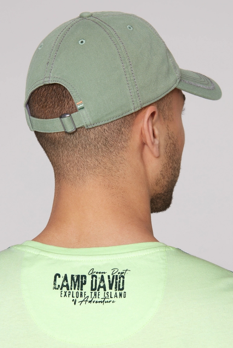 кепка deep green