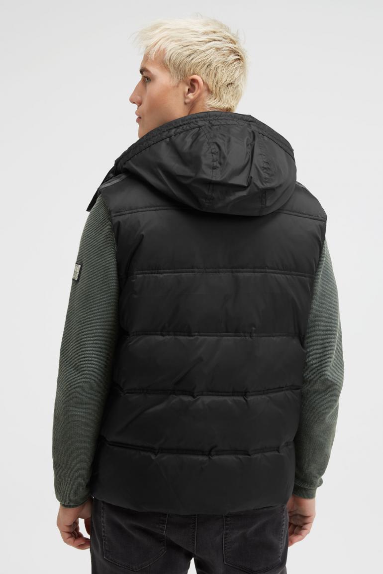 жилет black